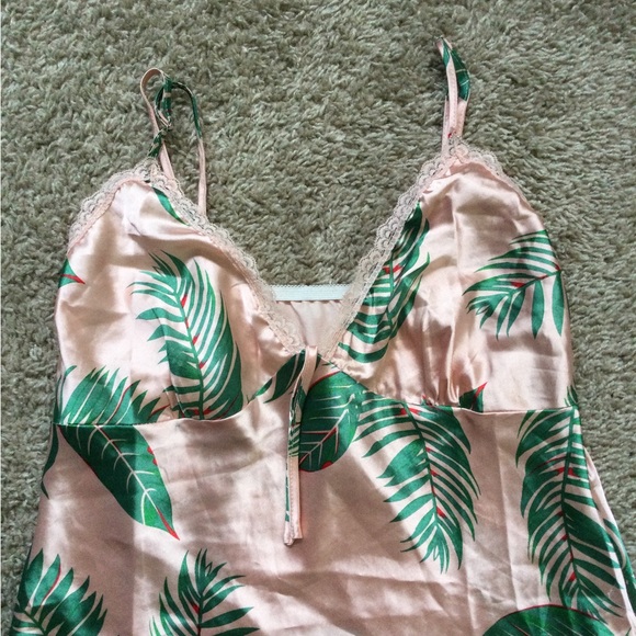 SHEIN Slip Top - Picture 2 of 11